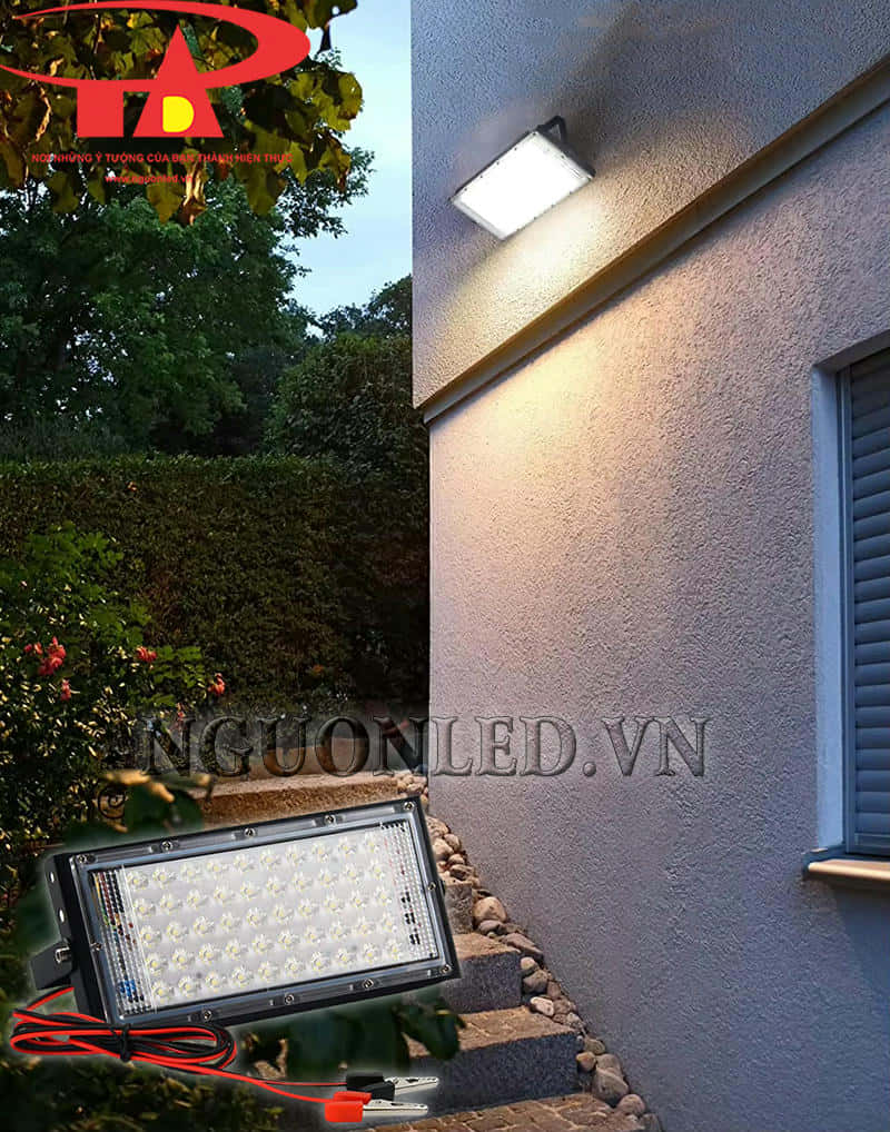 Đèn pha led 12V DC chiếu sáng lối đi, cầu thang an toàn vào ban đêm