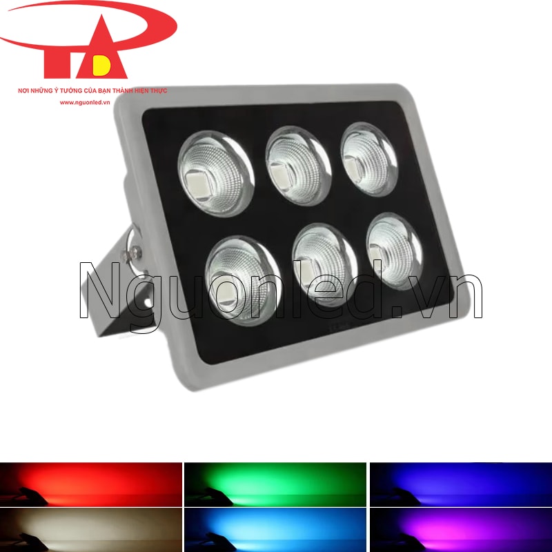 Đèn pha led 300W RGB đổi màu tự động, tạo hiệu ứng ánh sáng độc đáo