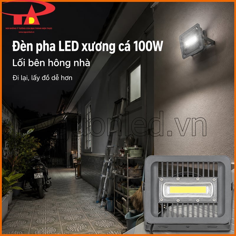 Đèn pha LED 100W xương cá chiếu sáng lối bên hông nhà và khu để đồ phụ