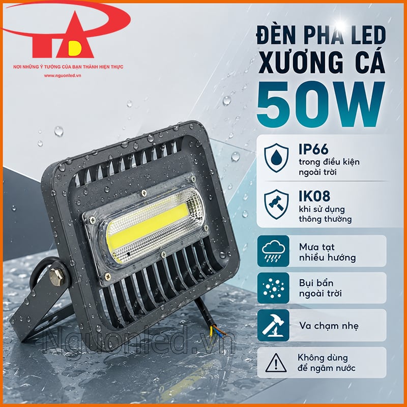 Đèn pha LED xương cá 50W dùng ngoài trời với IP66, IK08 và mặt nạ PC