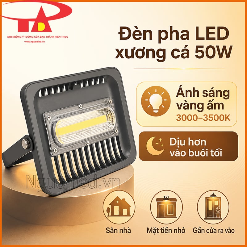 Đèn pha LED 50W xương cá ánh sáng vàng ấm cho sân nhà, mặt tiền nhỏ và cửa ra vào