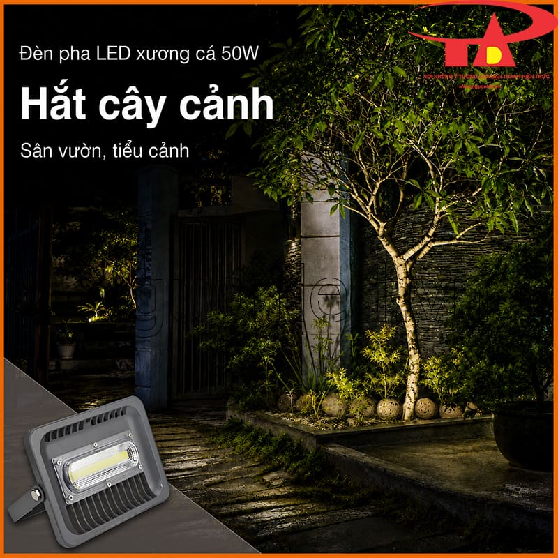 Đèn pha LED xương cá 50W hắt sáng cây cảnh, tiểu cảnh và sân vườn ban đêm