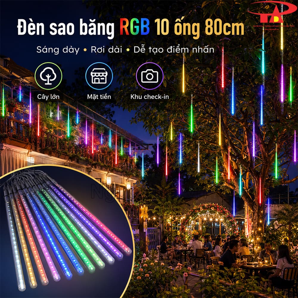 Đèn sao băng 10 ống 80cm nhiều màu làm nổi bật sân vườn ban đêm