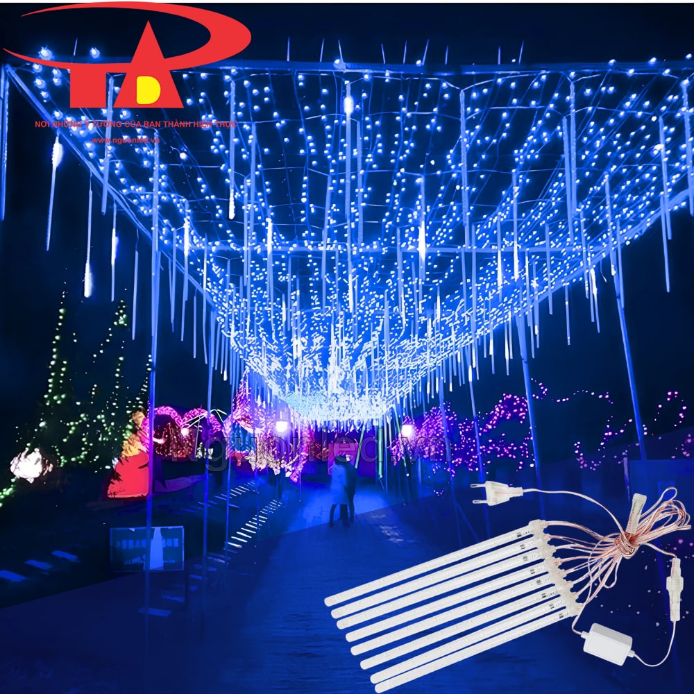 Đèn LED sao băng xanh dương trang trí quán cafe ngoài trời