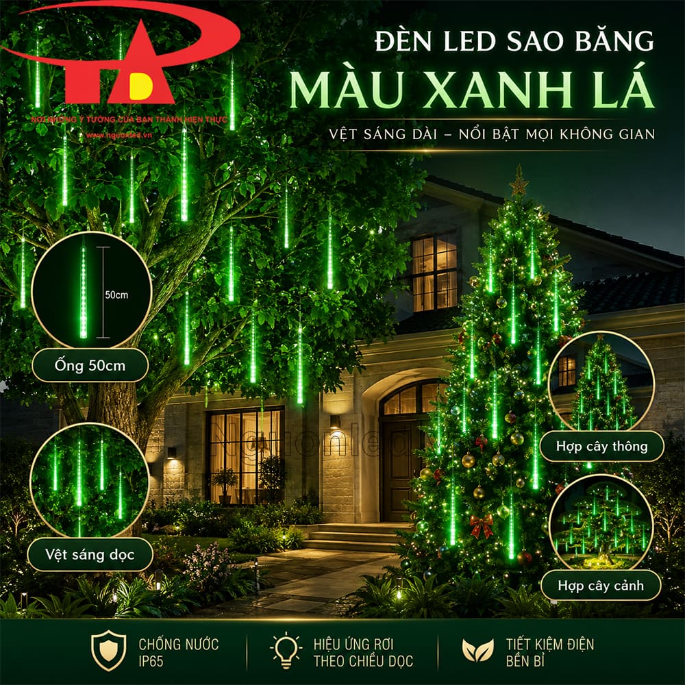 Đèn sao băng màu xanh lá chiếu sáng cây thông Noel và cây cảnh