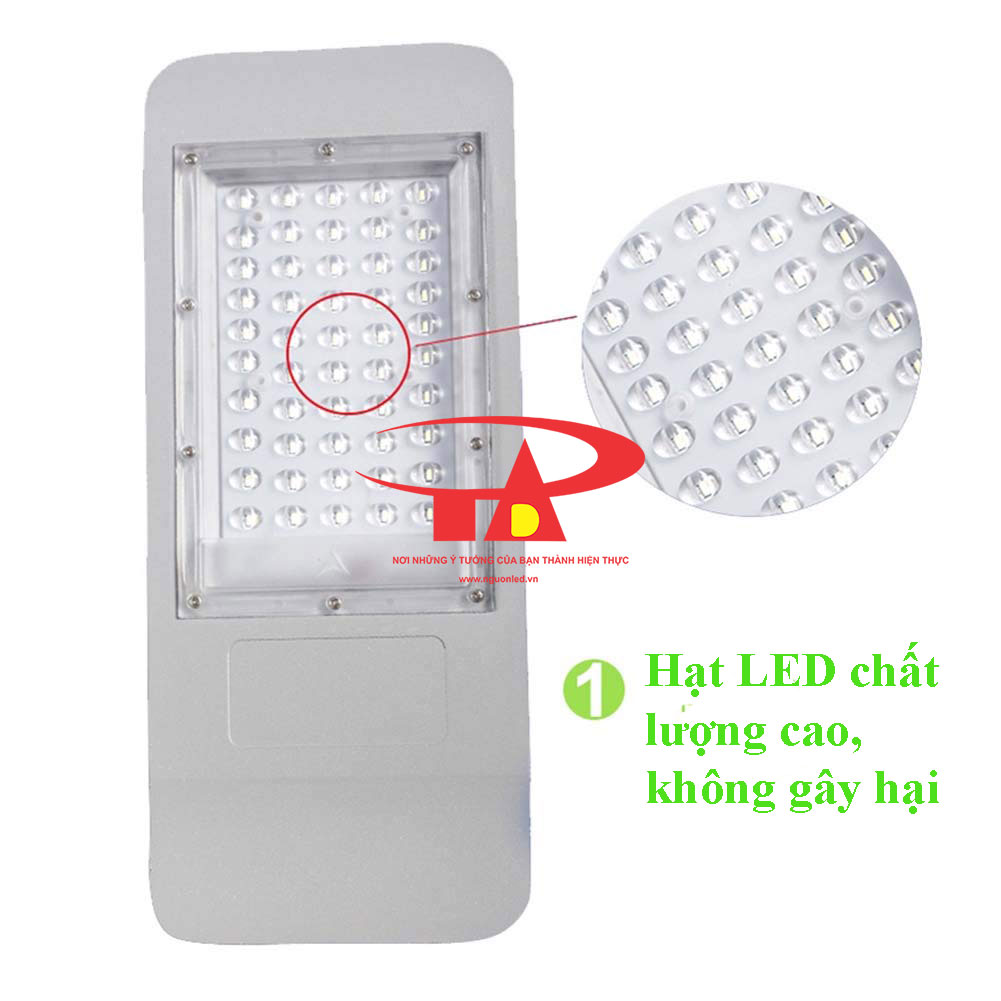 ưu điểm đèn chiếu đường NLMT 20w giá rẻ